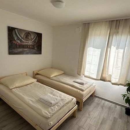 Modern Living Studio Kueche Netflix Inklusive Top Lage 뉘른베르크 외부 사진