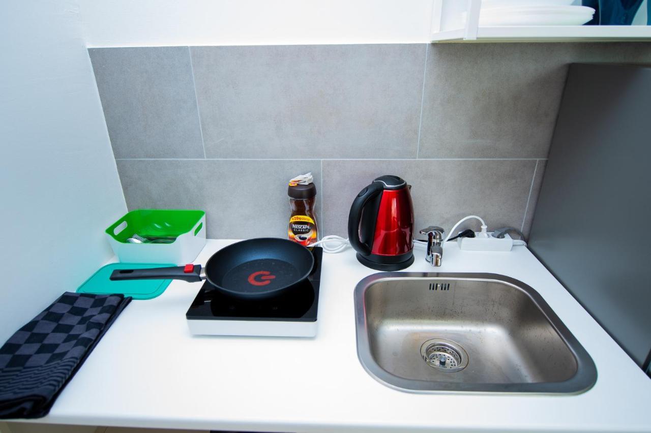 Modern Living Studio Kueche Netflix Inklusive Top Lage 뉘른베르크 외부 사진