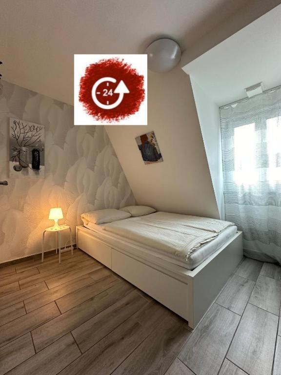 Modern Living Studio Kueche Netflix Inklusive Top Lage 뉘른베르크 외부 사진