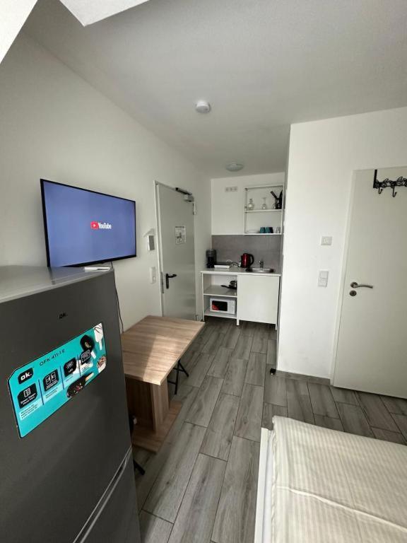 Modern Living Studio Kueche Netflix Inklusive Top Lage 뉘른베르크 외부 사진